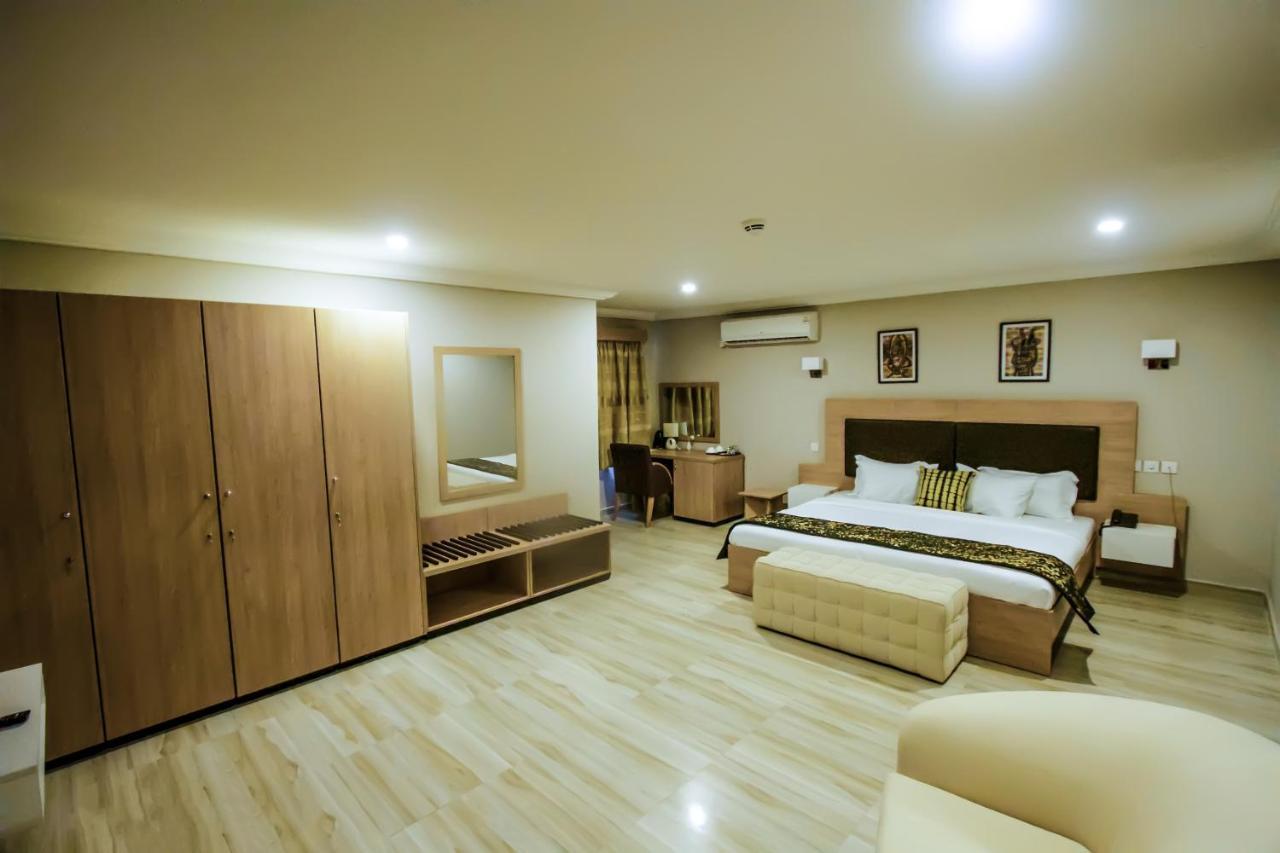 Visa Karena Hotels ポートハーコート エクステリア 写真